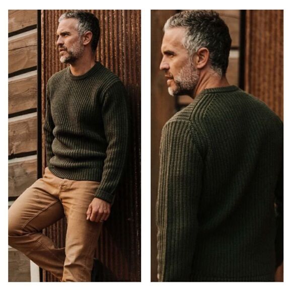 Taylor Stitch The Wharf Sweater 100% Merino wool in Dark Olive crewneck - Picture 2 of 11